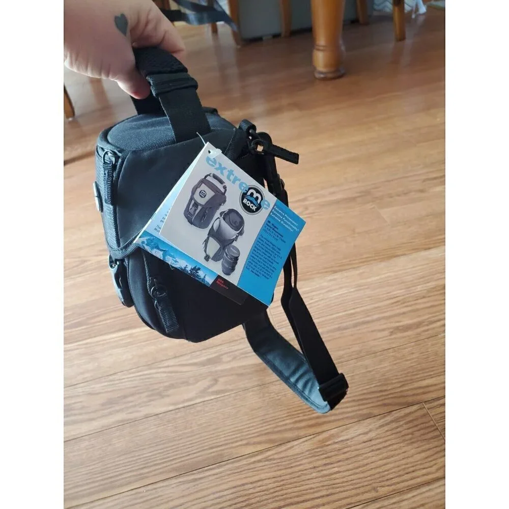 M Rock Camera Bag 506 Niagra black shoulder strap attaches to belt NWT‎